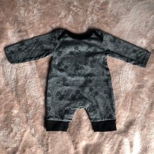 Newborn long sleeve Onesie